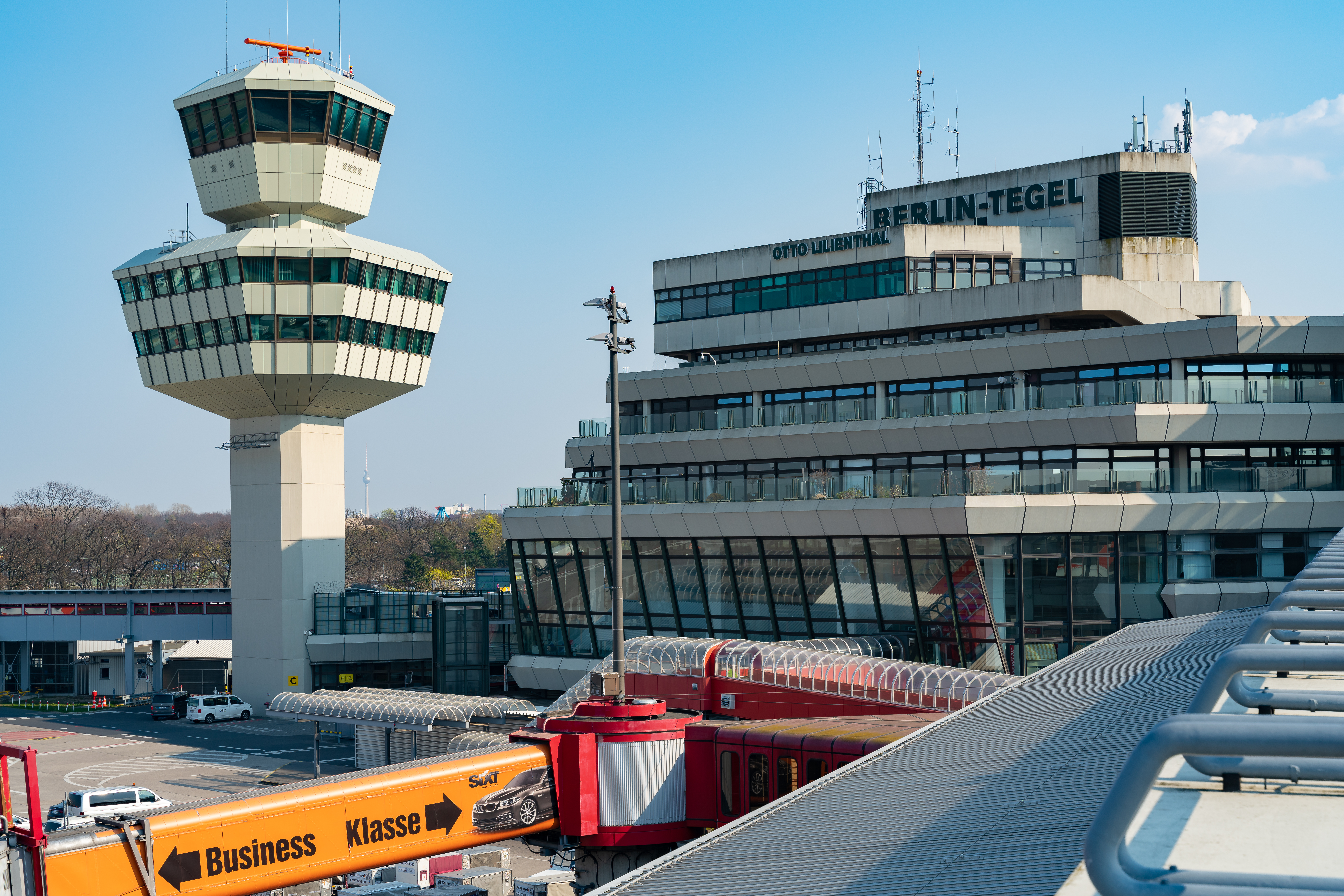 		Flughafen Berlin-Tegel (TXL) schließt Anfang November 2020
	