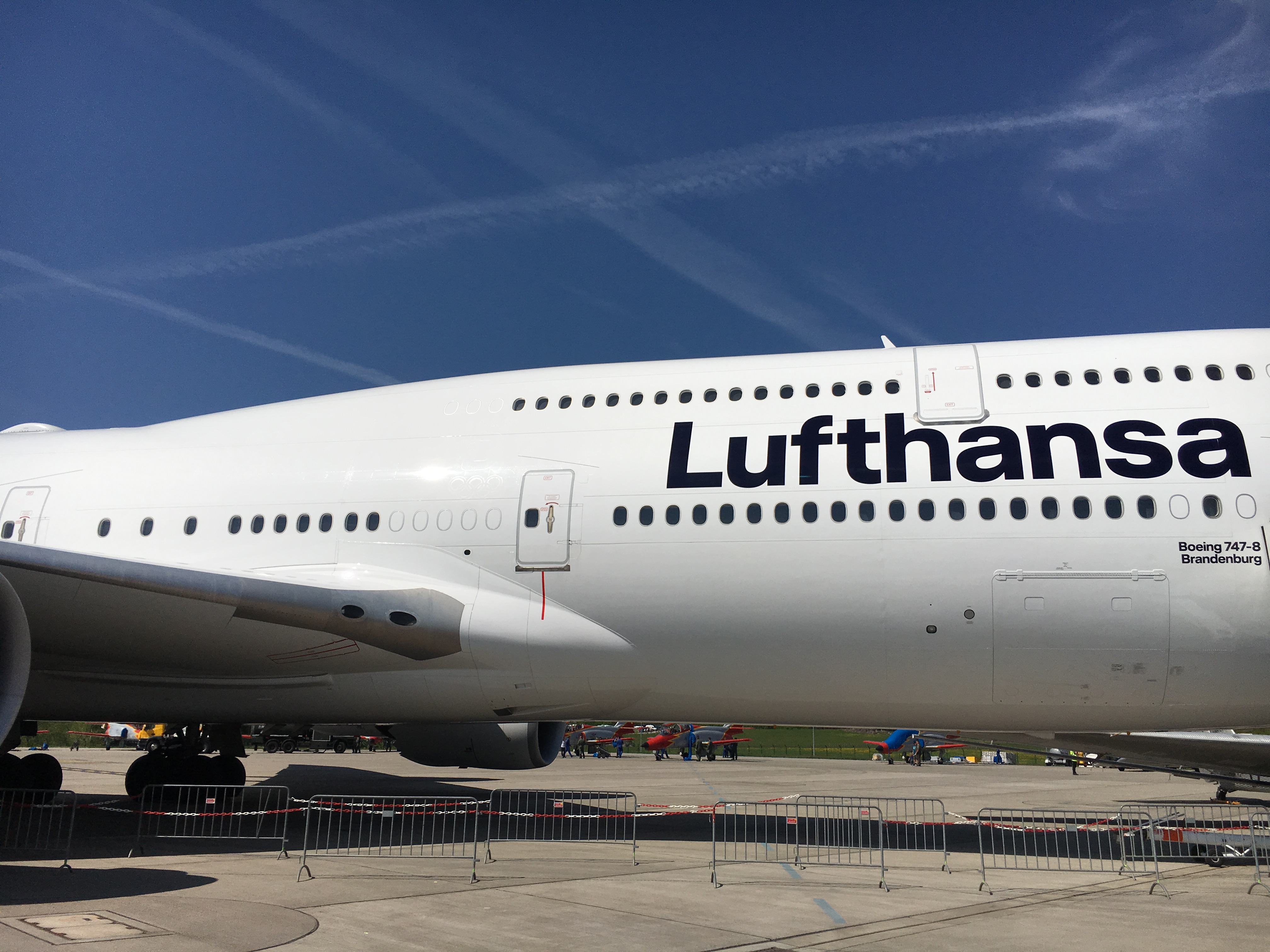		Lufthansa oder Swiss First und Business Class Sale
	